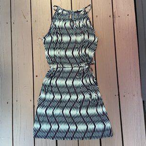 3/$15 Banana Republic Printed Shift Dress with Tie Belt